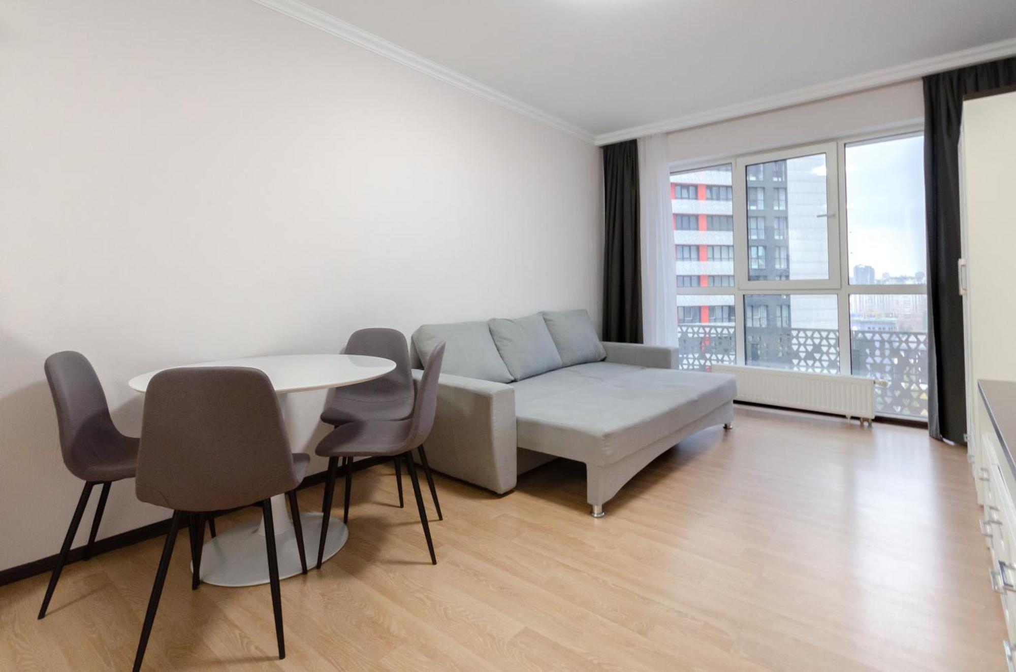 Petrovdom 41B-59B-90B-77B Stunning City View Apartments At Rc Kvartet, Central Railway Station Kyiv Exterior photo