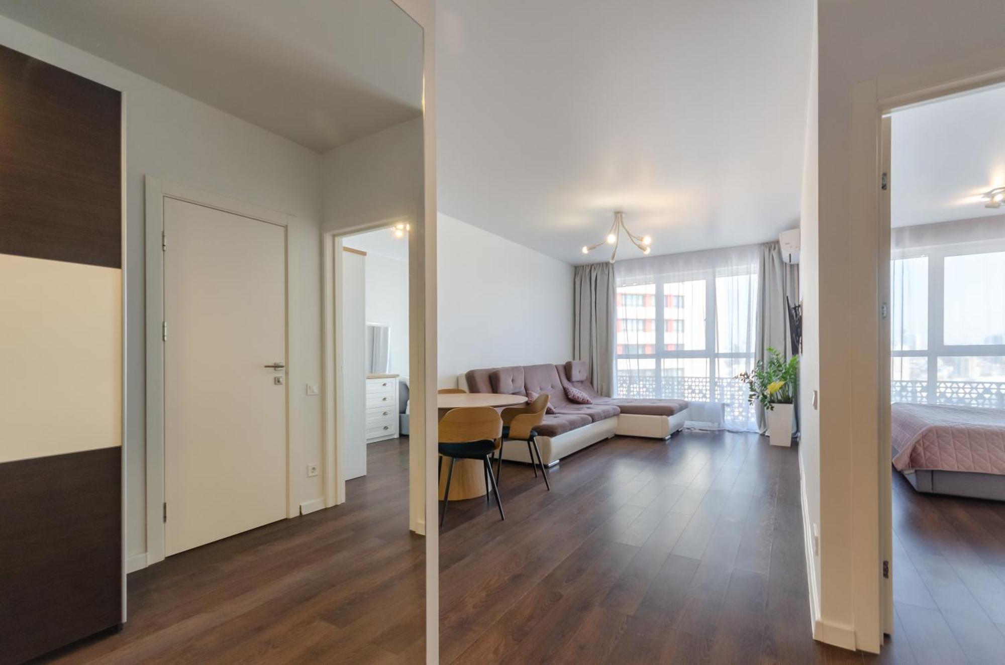Petrovdom 41B-59B-90B-77B Stunning City View Apartments At Rc Kvartet, Central Railway Station Kyiv Exterior photo