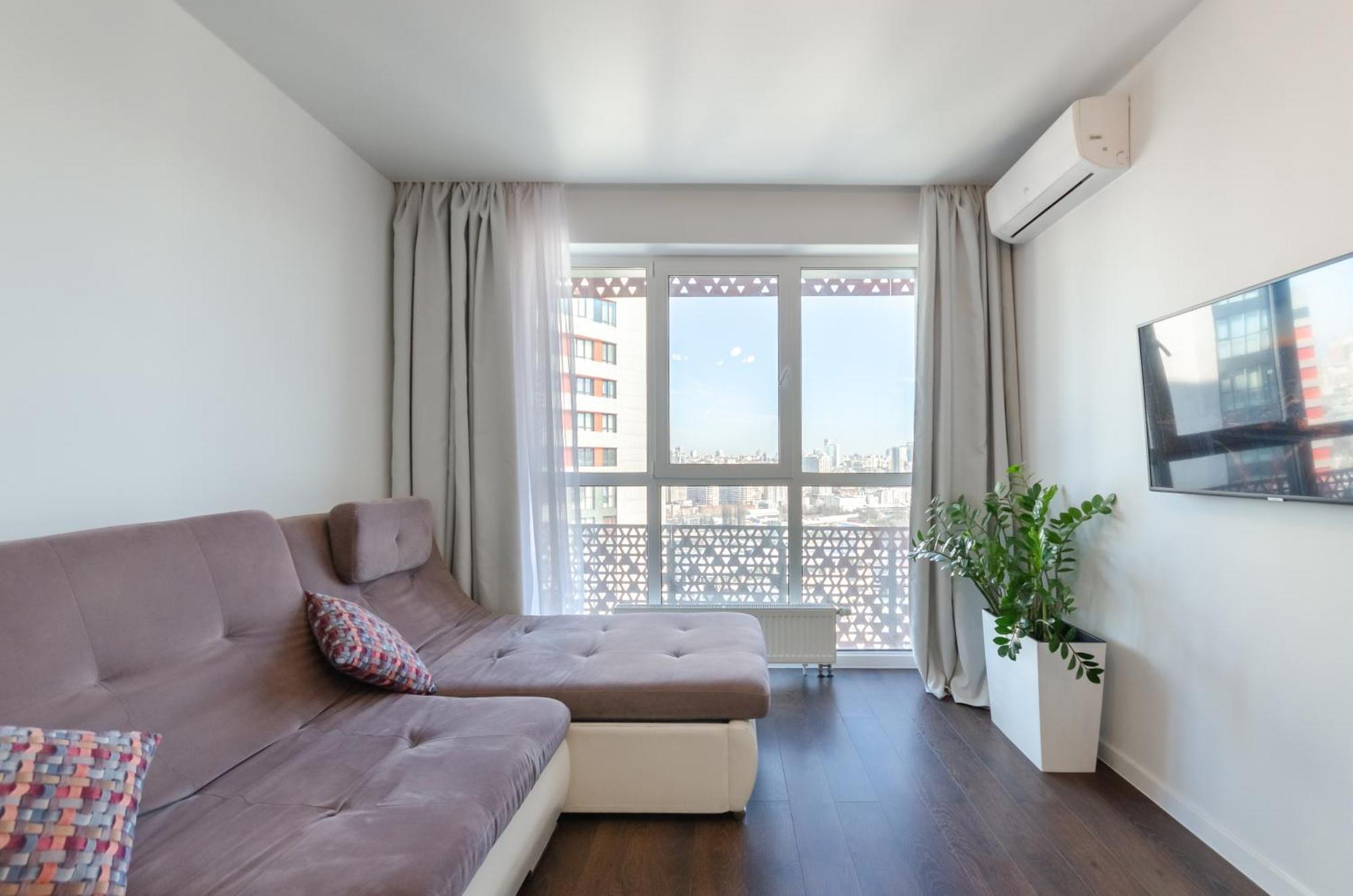 Petrovdom 41B-59B-90B-77B Stunning City View Apartments At Rc Kvartet, Central Railway Station Kyiv Exterior photo